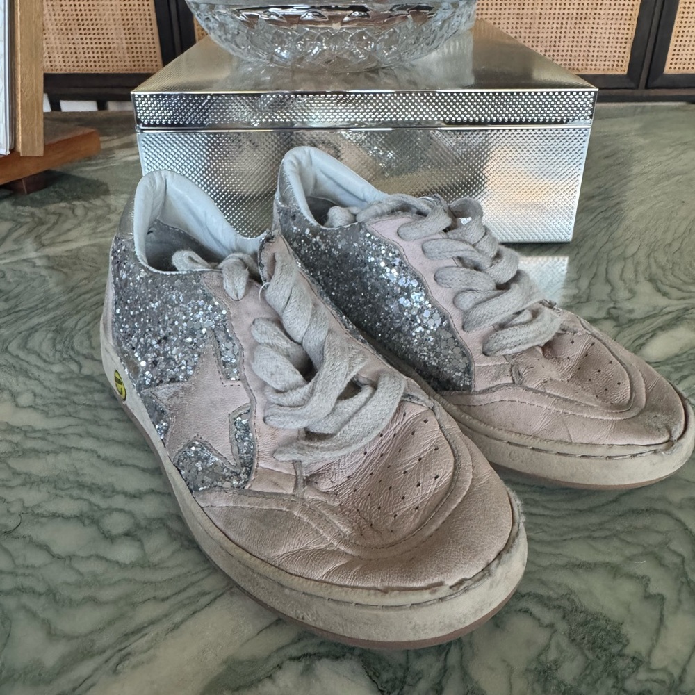 Golden Goose Kids Sneakers in Silver and Gray